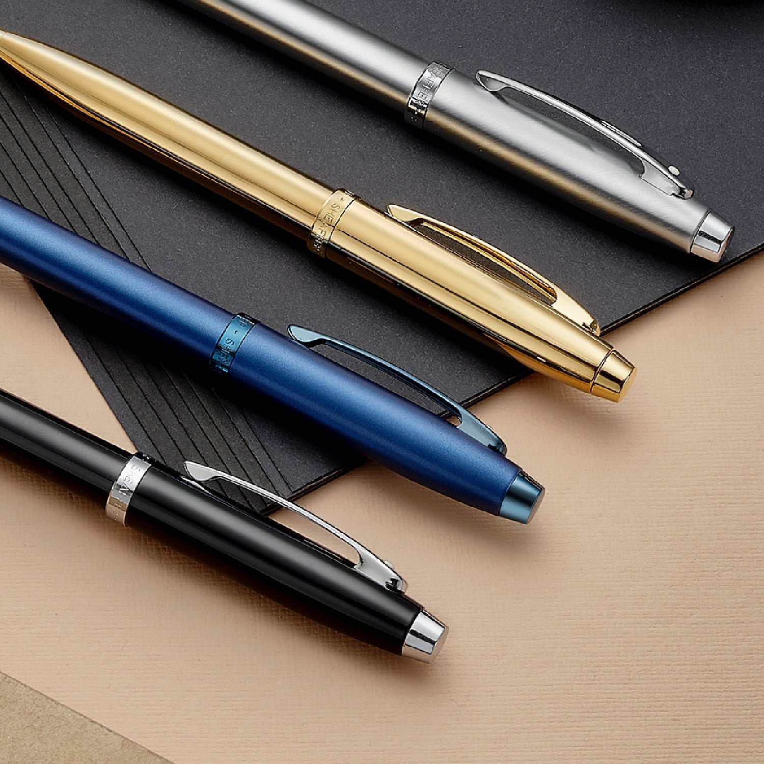 Sheaffer 100 Glossy Blue with Chrome Trims Fountain Pen