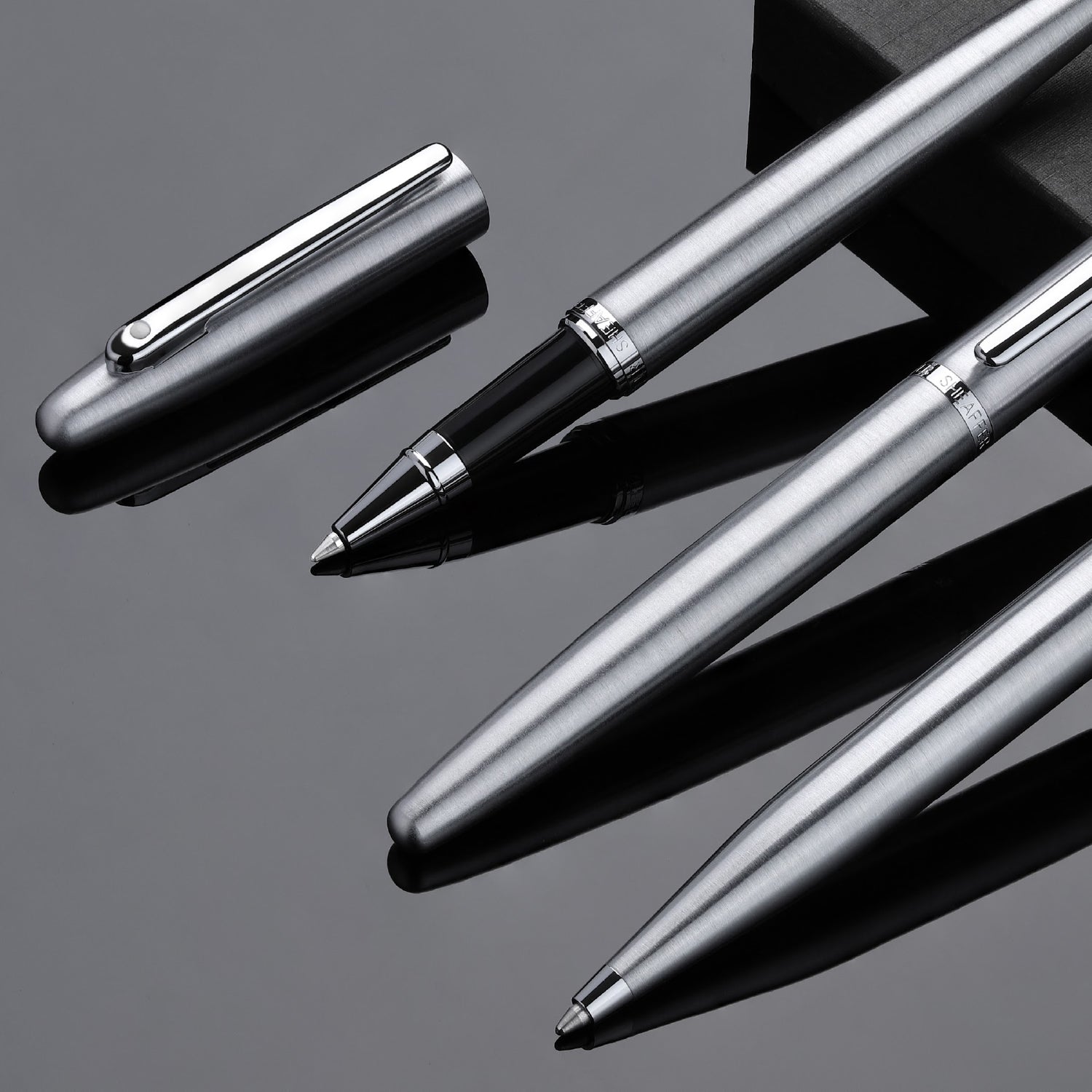 Sheaffer VFM 9426 Brushed Chrome Rollerball Pen With Chrome Trim