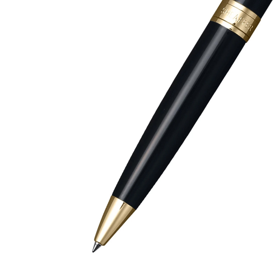 Sheaffer Gift Set ft. Glossy Black 300 Ballpoint Pen with Gold Trims and Credit Card Holder