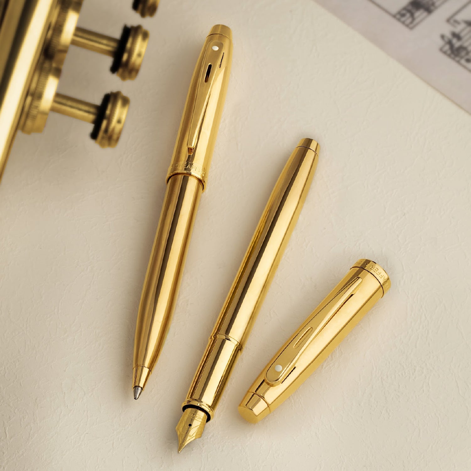 Sheaffer 100 9372 Glossy PVD Gold Fountain Pen With PVD Gold Trim